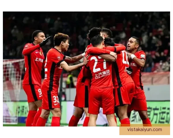 上海海港在关键比赛中绝杀对手，展现强大竞争力提升趋势